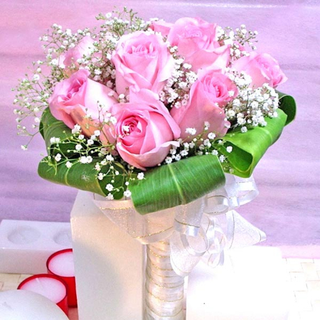  گل های مخلوط صورتی برای دسته گل عروس